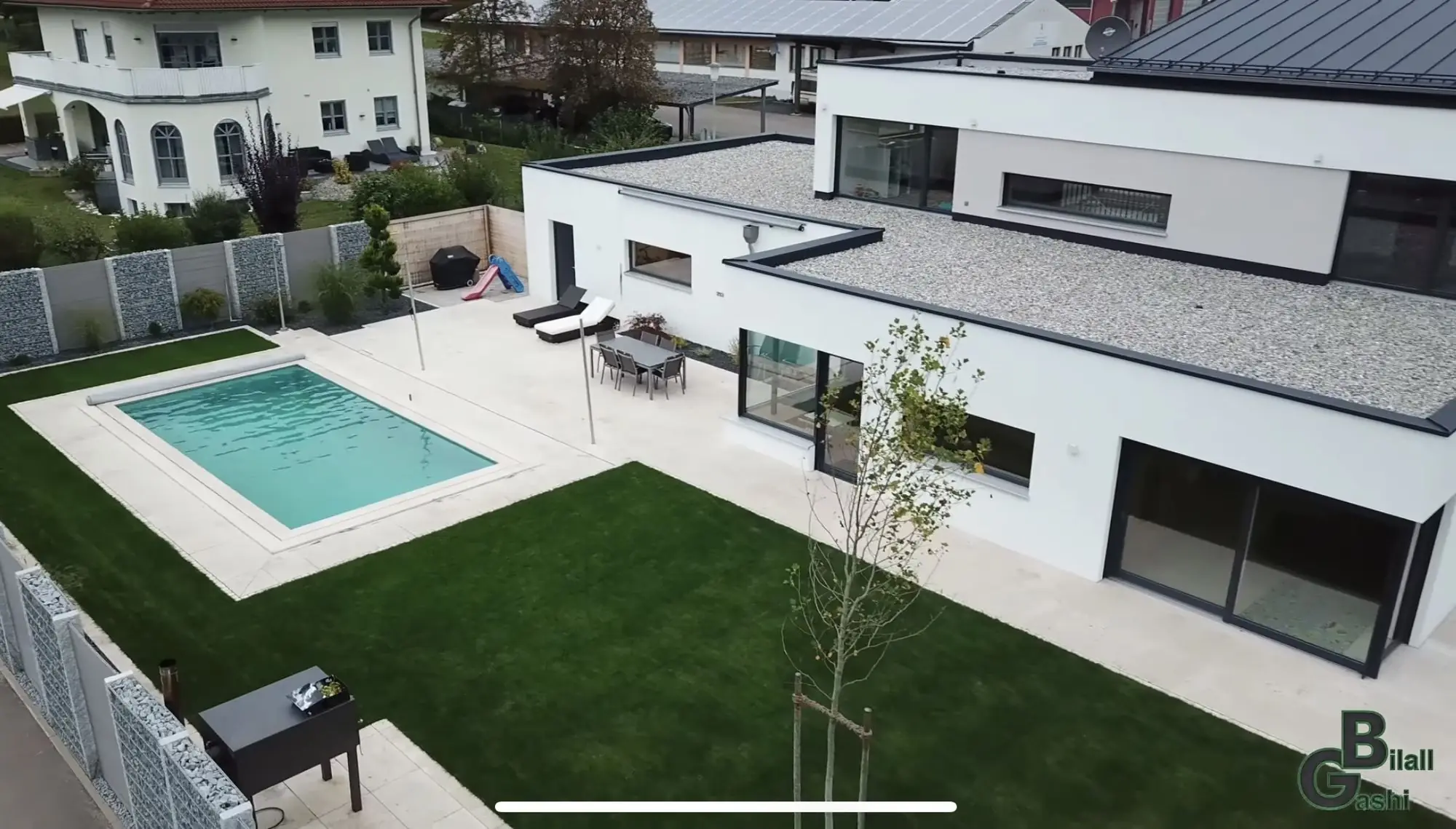 Poolanlage in Riedenburg