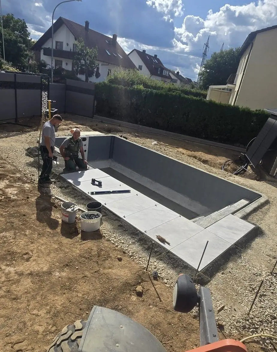 Poolbau in Neutraubling
